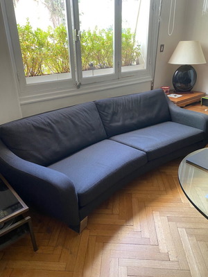Sofa four-seater like new, black fabric, metal legs