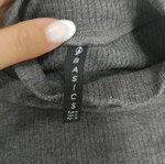 Stradivarius basic medium dark gray in excellent condition