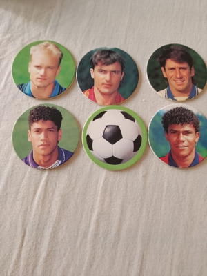 1996 Panini Calcio Stars collectible caps with football players