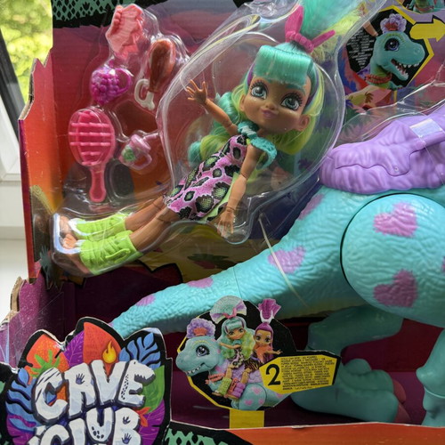 Cave Club Rockelle and Tyrasaurus doll set new, 25 cm