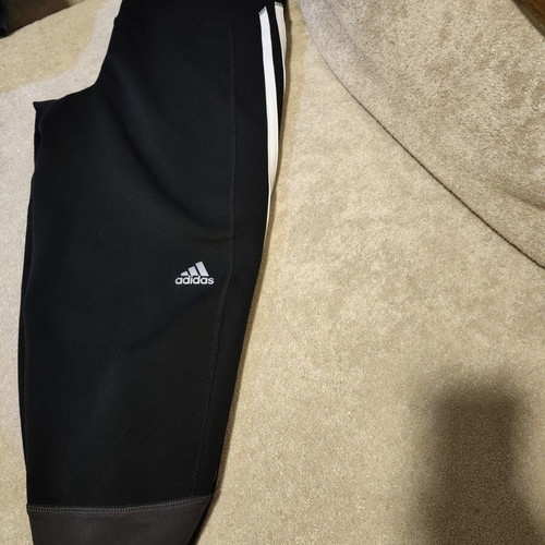 Adidas capri sports pants used, size M, black and white