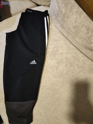 Adidas capri sports pants used, size M, black and white