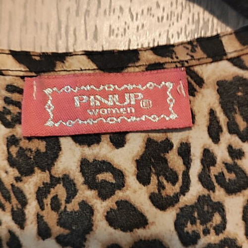 Animal Print Kimono new, satin fabric, one size