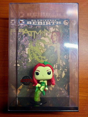 Poison Ivy Comic Cover Rebirth Funko Pop!