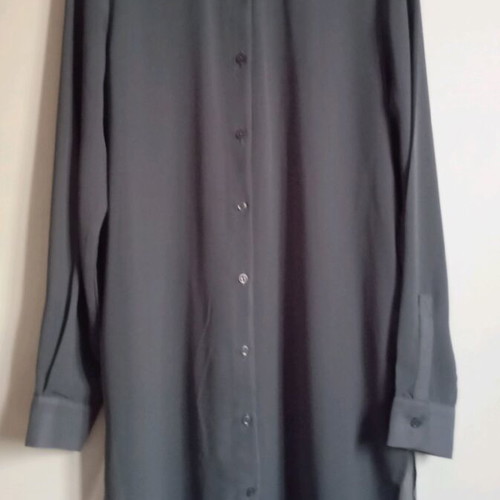 Tunic shirt gray like new, comfortable for sizes S to L