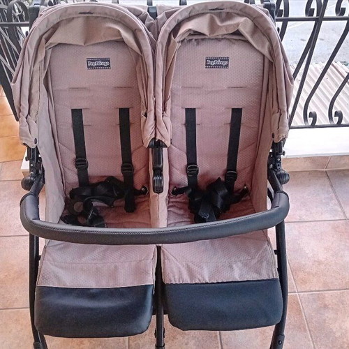Peg Perego twin stroller used, beige, foldable and sturdy