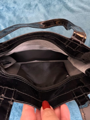 Handbag like new, black