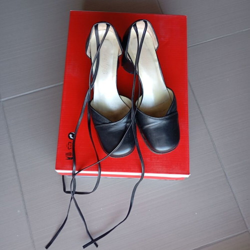 Vintage Shellys leather high heel shoes with strap used size 36-37
