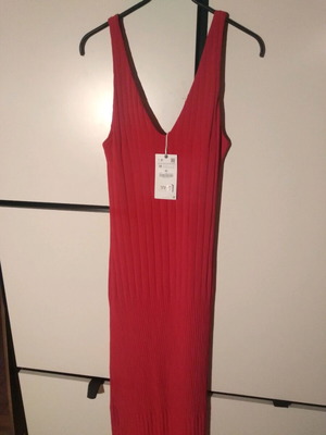 Zara dress red, new, size medium
