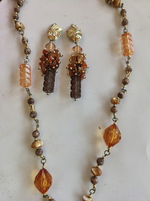 Vintage jewelry set 80s like new, brown and gold
