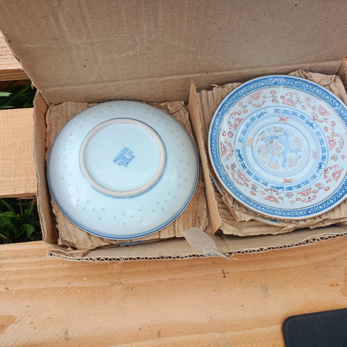 Porcelain coffee cup saucers like new, set of 6