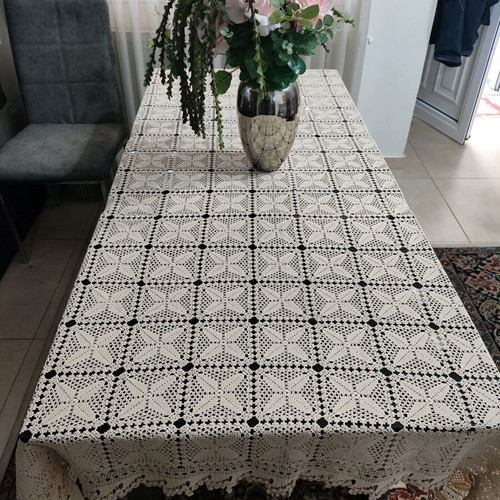 Handmade Crochet Tablecloth like new, 1.85m x 1.45m, vintage 1980s