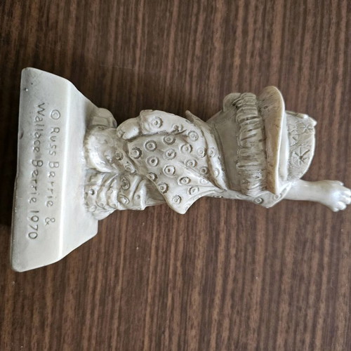 Vintage figurine waving child used from 1970