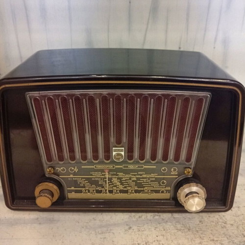 Philips BX230U vintage tube radio used