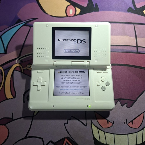 Nintendo DS Mew Edition like new with stylus