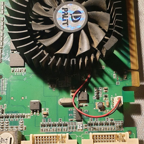 Nvidia Geforce 8600GT graphics card used, 512MB DDR2