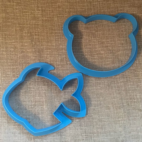 Cookie cutters with kids designs and plastic bottles new