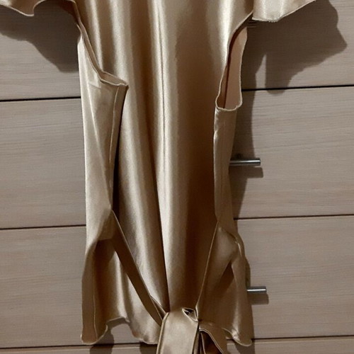 Glamour Rebecca Blu satin top short sleeve gold new