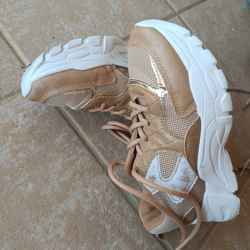 Luigi sneakers size 37 used, beige with white sole