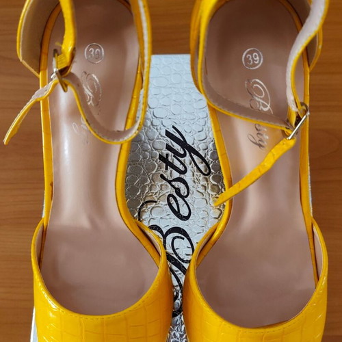 Besty yellow sandals new, size 39, 10 cm heel