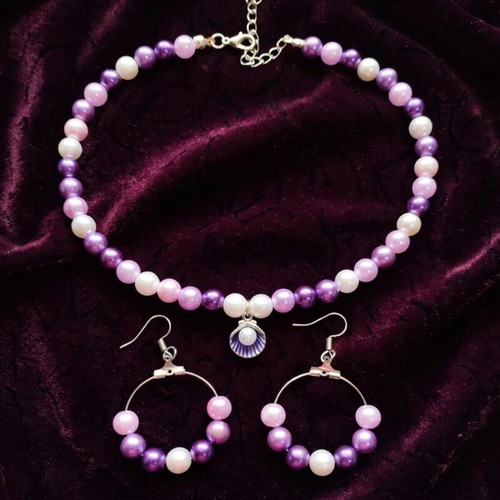 Handmade necklace and earrings set in shades of purple and pink, new