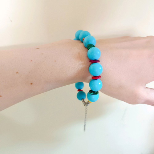 Handmade bracelet with chalcedony new, turquoise