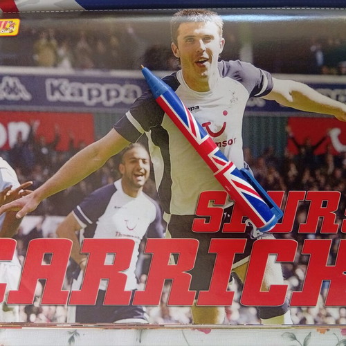 Match football magazine issue 2-8/5/2006 like new with West Ham poster