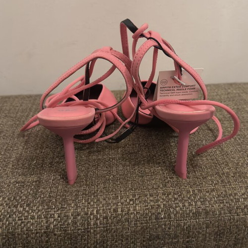 Zara pink pumps new, size 37