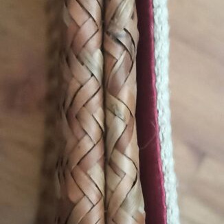 Oysho straw handbag used with boho pom pom design