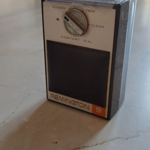Remington Electro-blade 9 shaver used, vintage