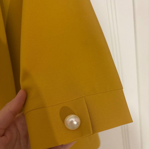 Forel jacket like new, yellow, 3/4 sleeve with pearls