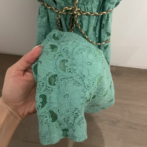 Attrattivo lace dress used, green summer color with lining and belt