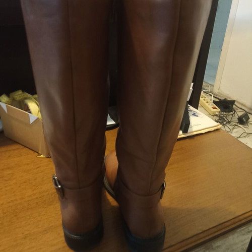 Brown knee boots like new with zipper, size 39