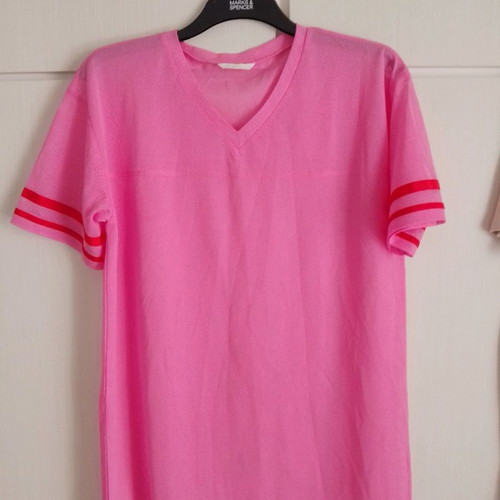 H&M blouse fuchsia pink new with red stripes on sleeves, size XL