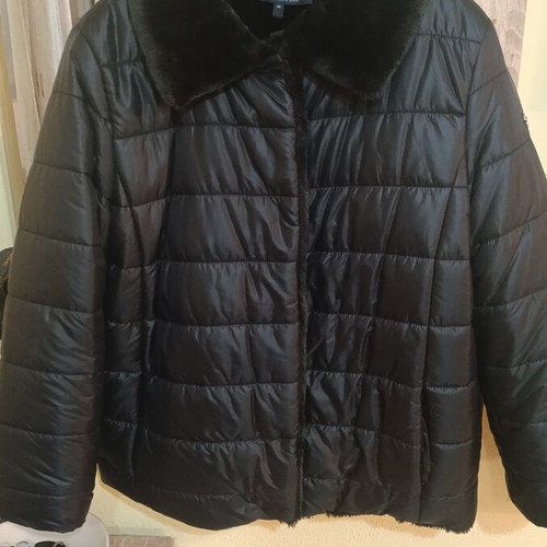 Armani Jeans women's jacket like new with fur lining size 46