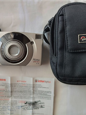 Canon Prima Super 105X 38-105mm camera like new with case