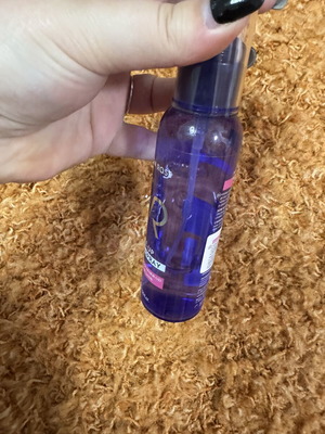 Fixing spray used