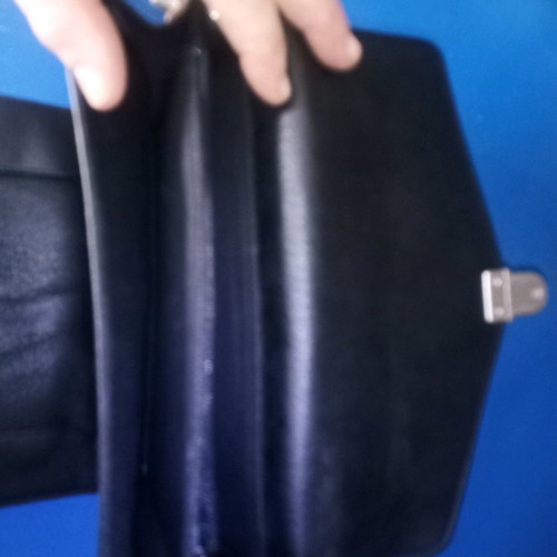 Hunter men's leather wristlet like new with lock