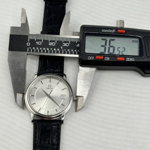 Omega De Ville Men's Quartz Watch Ref. 196.1150 like new, black and silver