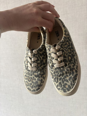 Zara shoes size 34 used, beige
