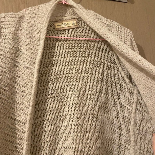 Abercrombie & Fitch cardigan like new, 100% wool, size XS