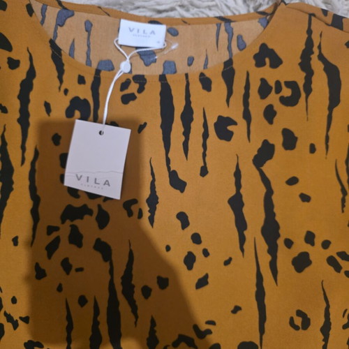 Orange blouse size M new