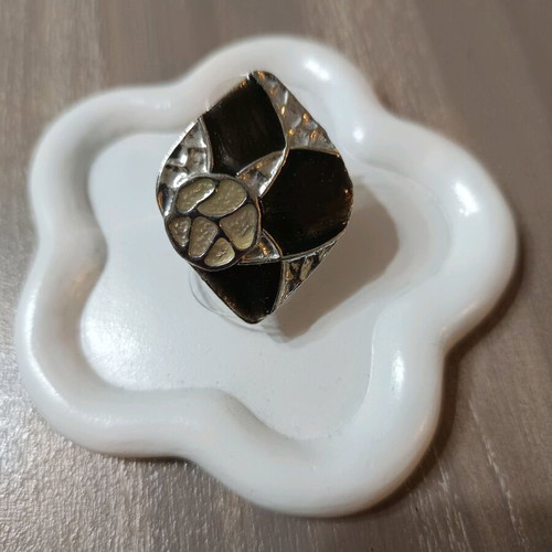 Adjustable ring like new, black and silver