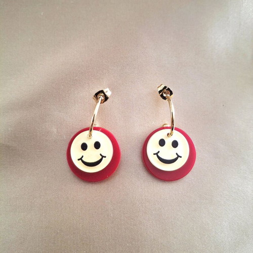 Smiley acrylic earrings new, modern and playful design