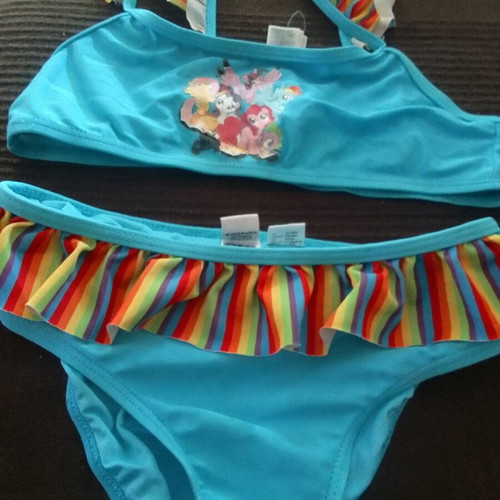 Girls' swimsuit like new, size 122-128 cm, blue