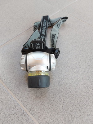 Φακός κεφαλής με 7 led καινούργιος, ιδανικός για νυχτερινό ψάρεμα