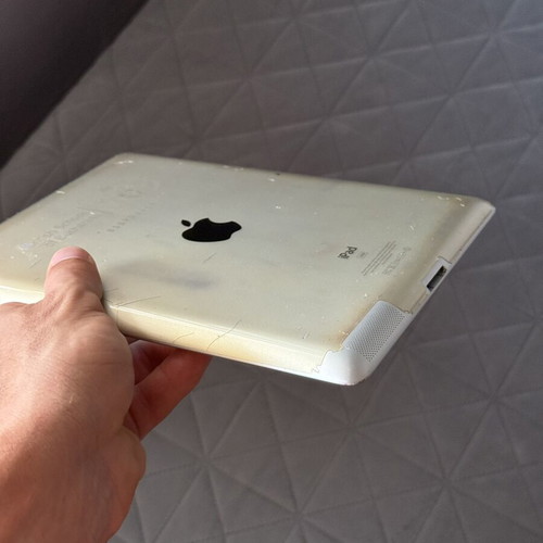 Apple iPad 2 16GB with official Apple Dock
