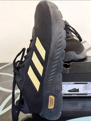 Adidas trainers size 36.5 new in box