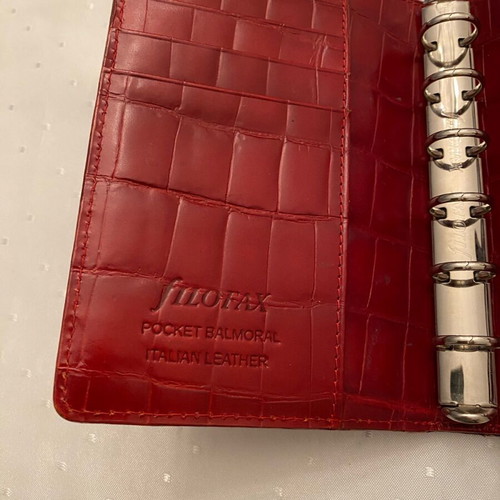 Filofax leather agenda and Croc-style key holder like new