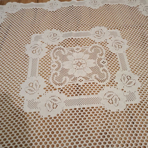 Vintage table linen like new